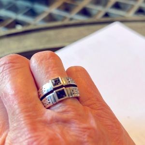 Brighton double band ring with derp blue Swarovski crystals and etched silver